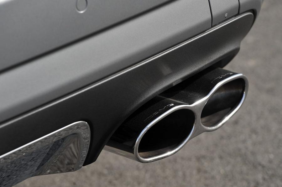  Mercedes-Benz CL65 AMG 2013 года  (фото 17 из 34)